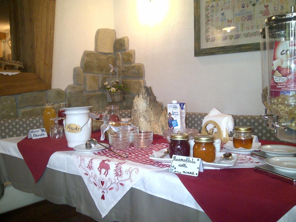 Villa Rifugio La Montanara Molveno Zimmer foto
