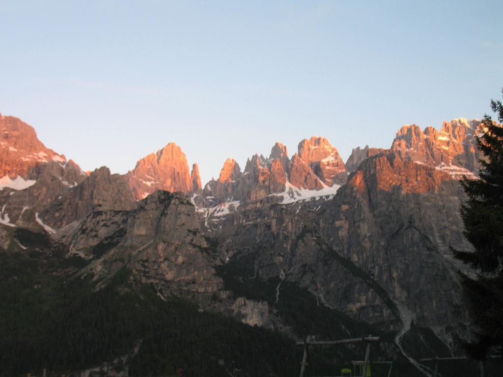 Villa Rifugio La Montanara Molveno Zimmer foto